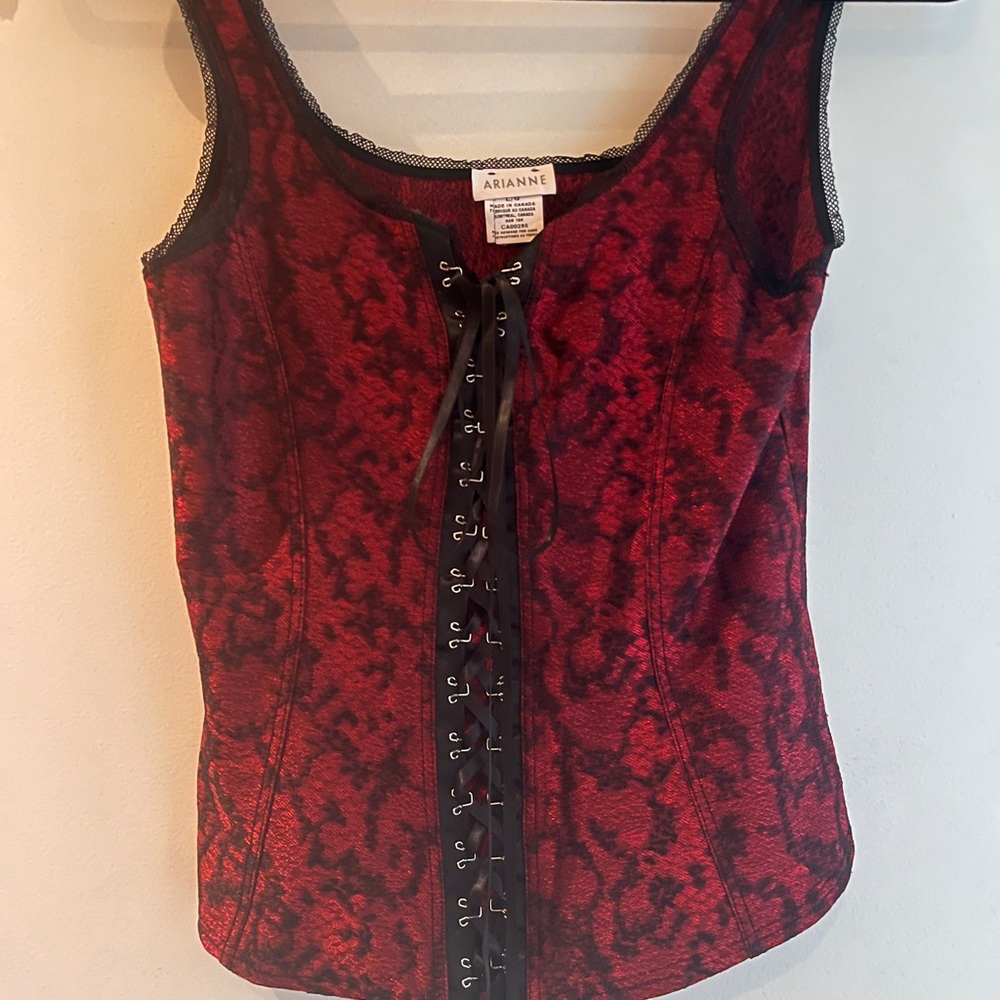 Arianne Red and Black Lace-Up Cami top